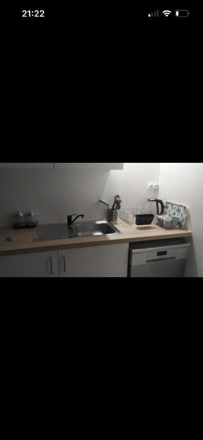Bed and Breakfast Se: 13A Rue Des Touleuses Pourpre Сержи Экстерьер фото